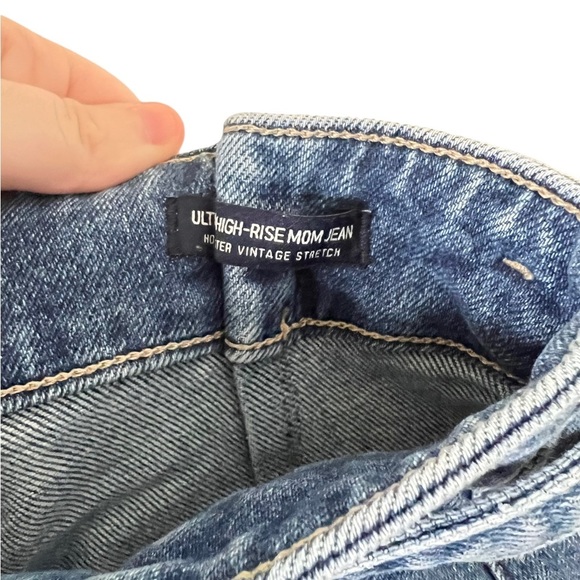 Hollister Ultra High Rise Mom Jean Paperbag Waist size 3R - Picture 8 of 9
